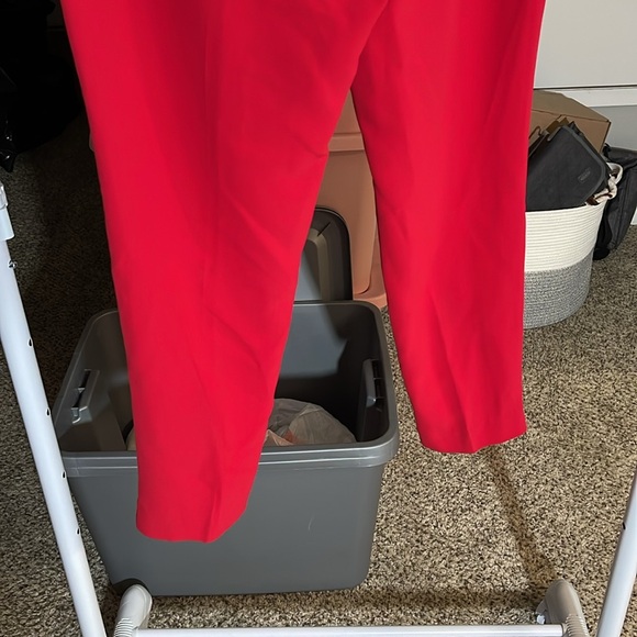 NWOT WHBM RED ANKLE PANT SZ 10R - Picture 6 of 8